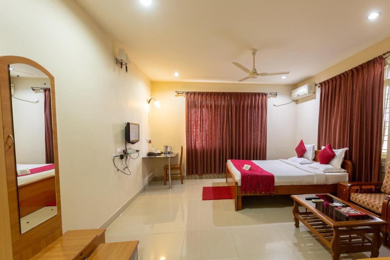 Kstdc Hotel Mayura Velapuri Belur エクステリア 写真