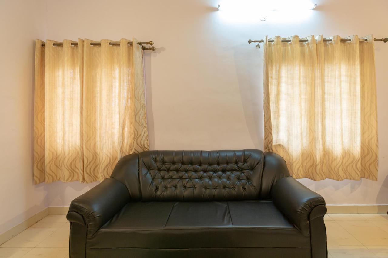 Kstdc Hotel Mayura Velapuri Belur エクステリア 写真