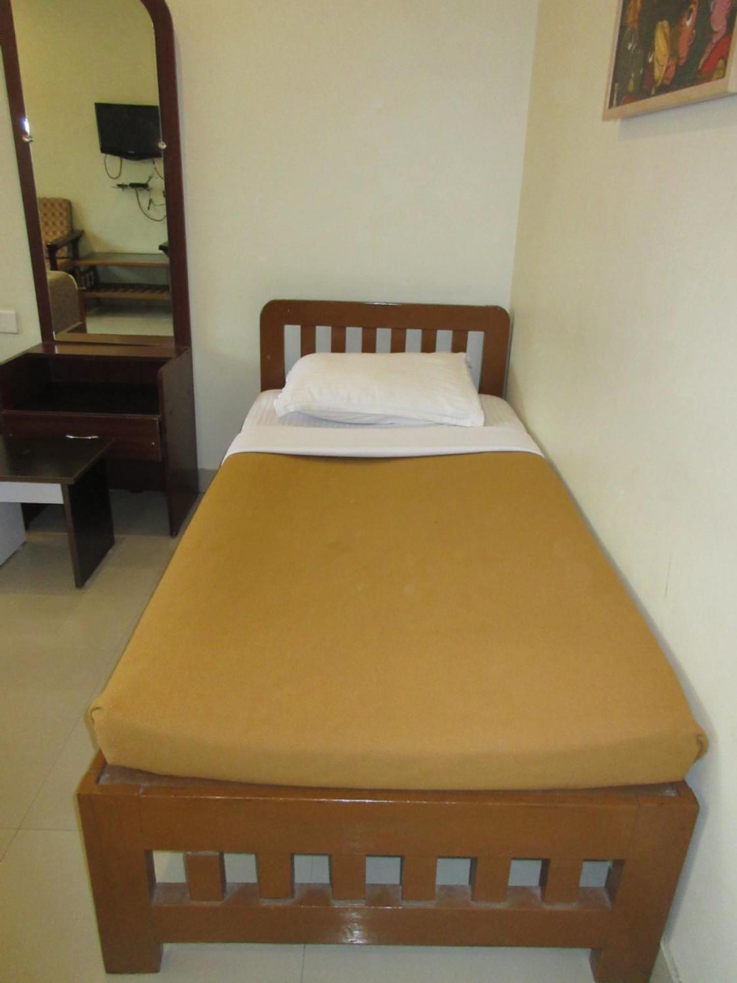 Kstdc Hotel Mayura Velapuri Belur エクステリア 写真