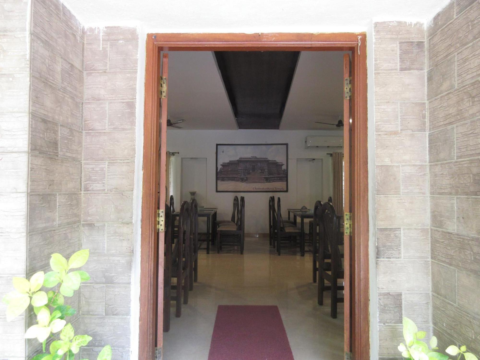 Kstdc Hotel Mayura Velapuri Belur エクステリア 写真