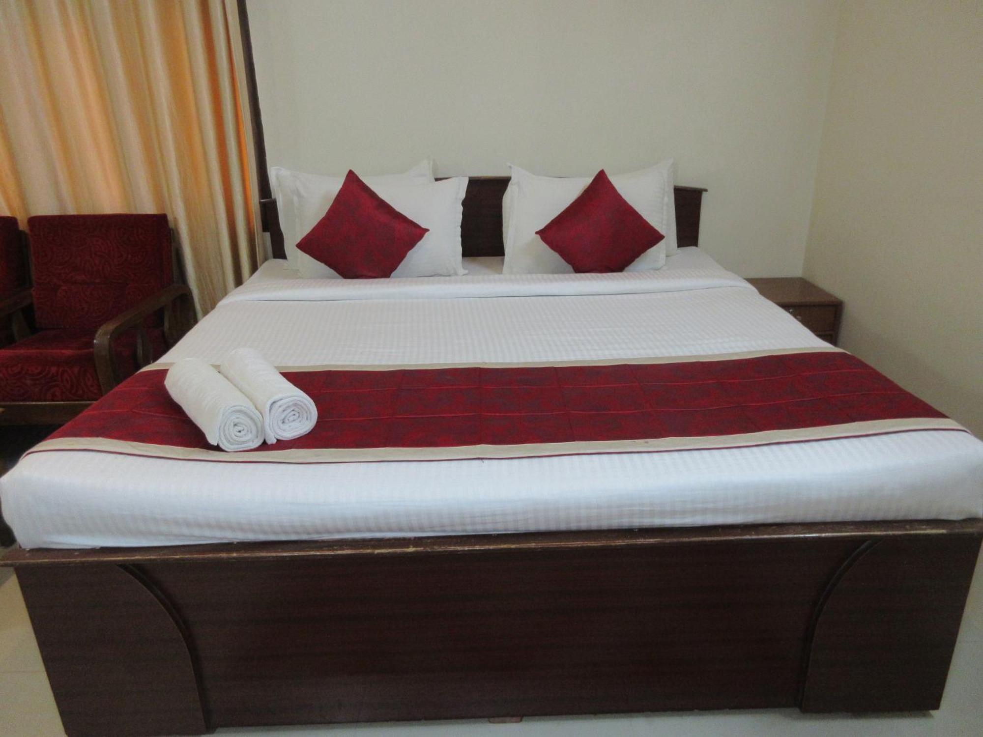 Kstdc Hotel Mayura Velapuri Belur エクステリア 写真